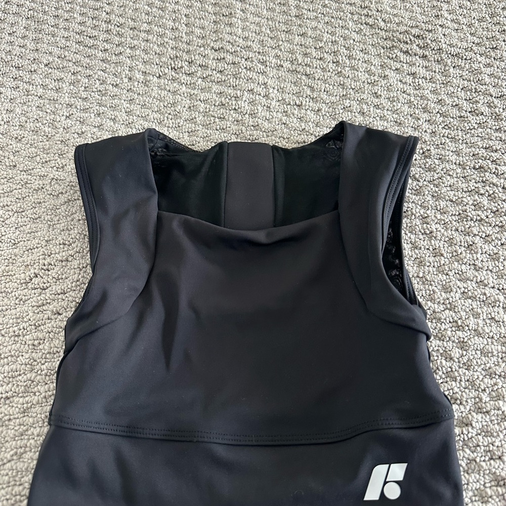 Forme posture correcting sports bra size s